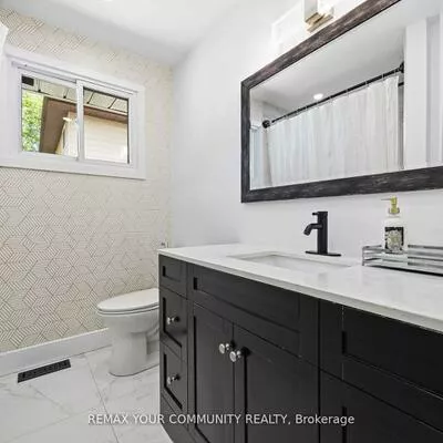 244, East, Holland Landing, East Gwillimbury