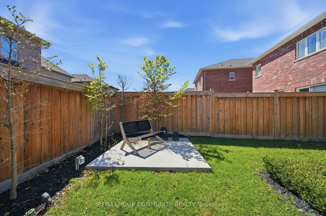 275, Sharon Creek, Sharon, East Gwillimbury