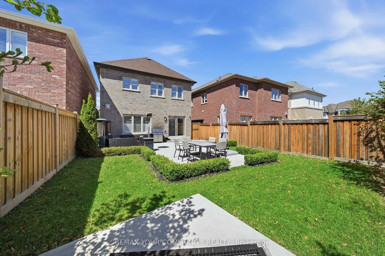 275, Sharon Creek, Sharon, East Gwillimbury