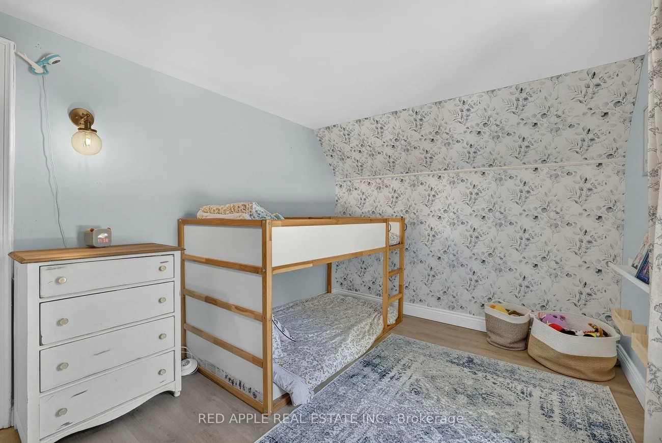 20435, Leslie, Queensville, East Gwillimbury