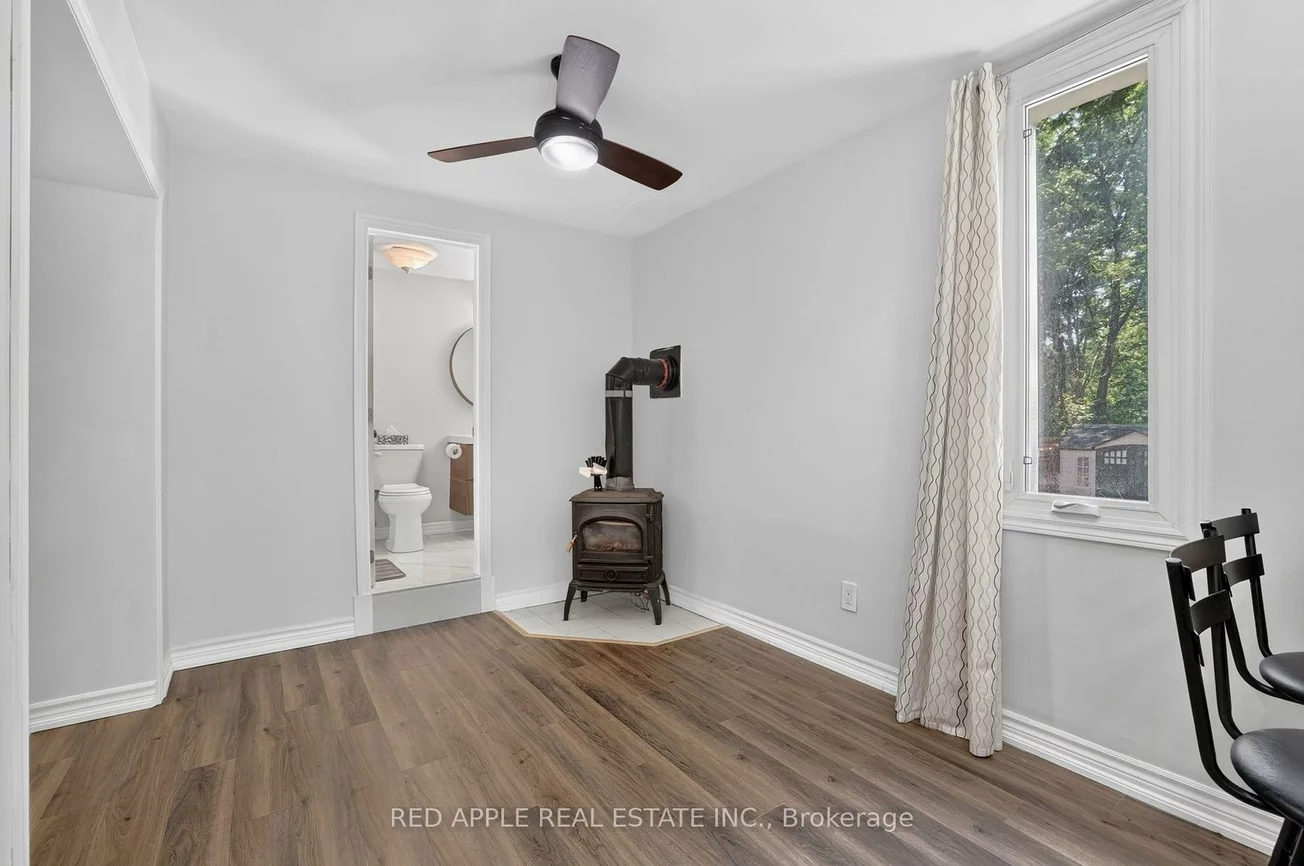 20435, Leslie, Queensville, East Gwillimbury