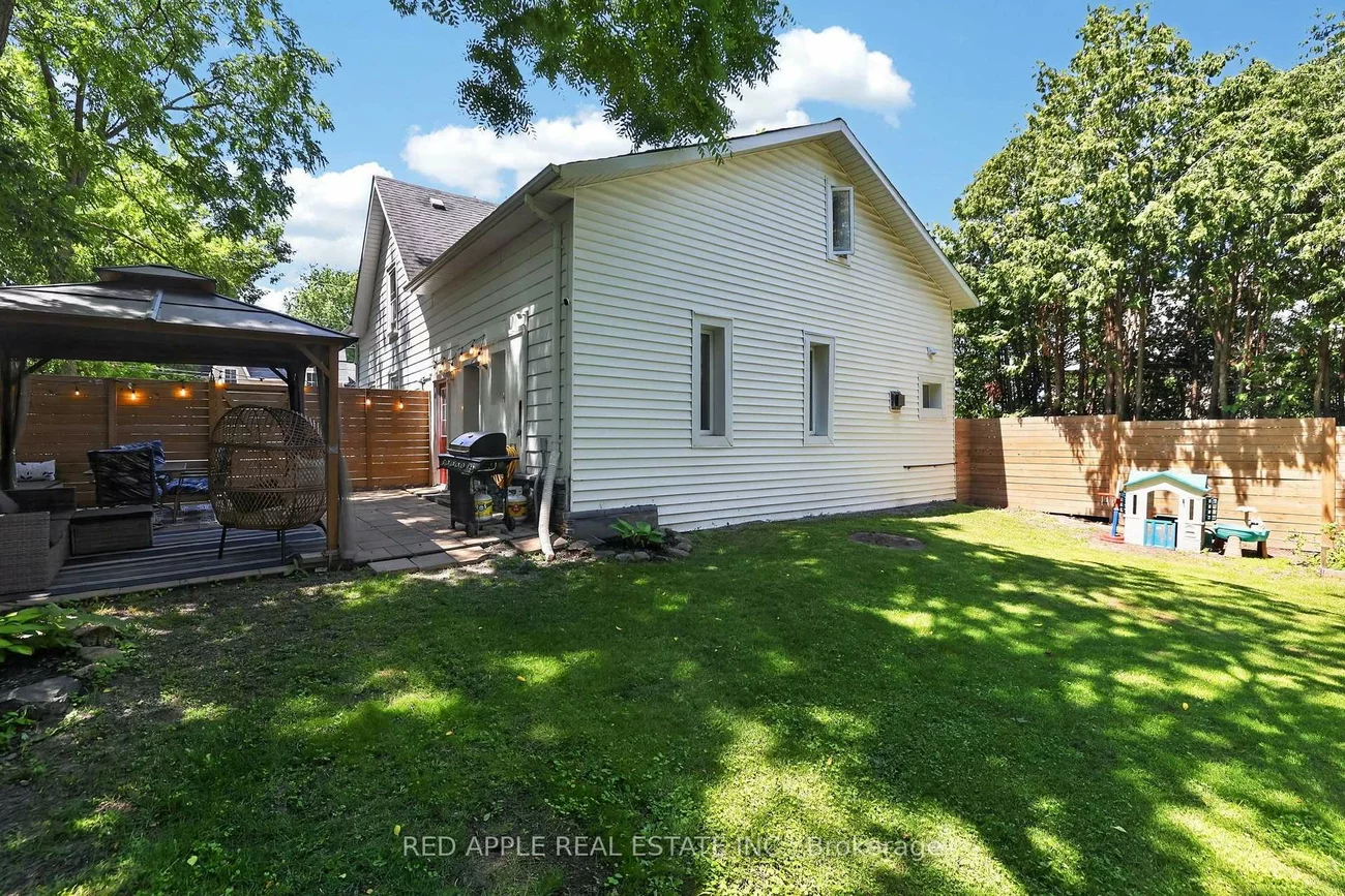 20435, Leslie, Queensville, East Gwillimbury