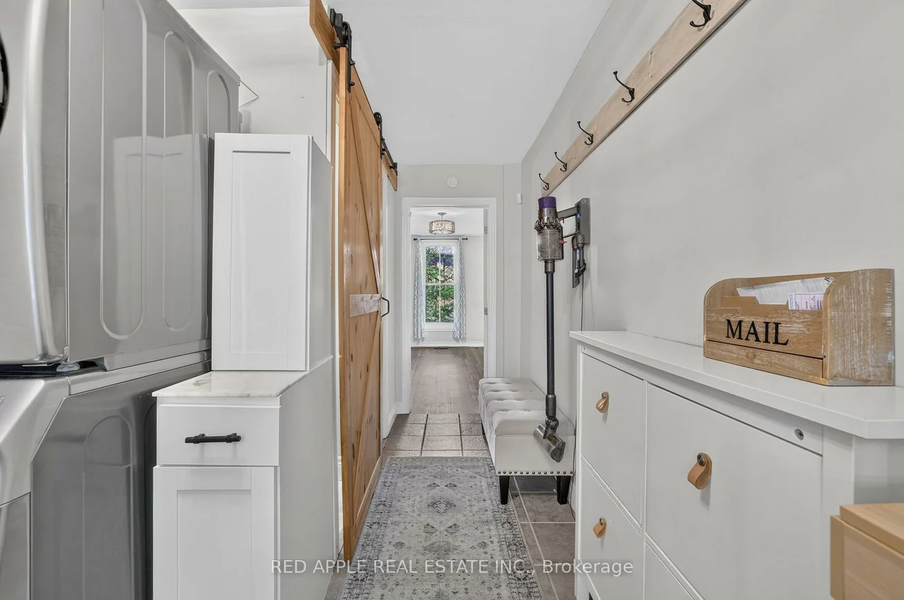20435, Leslie, Queensville, East Gwillimbury