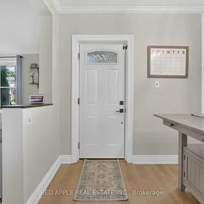20435, Leslie, Queensville, East Gwillimbury