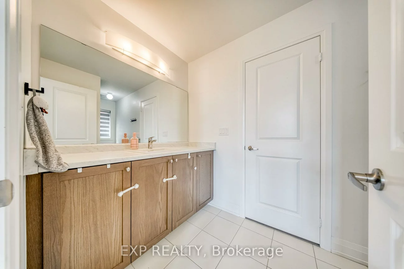8, Prosperity, Holland Landing, East Gwillimbury