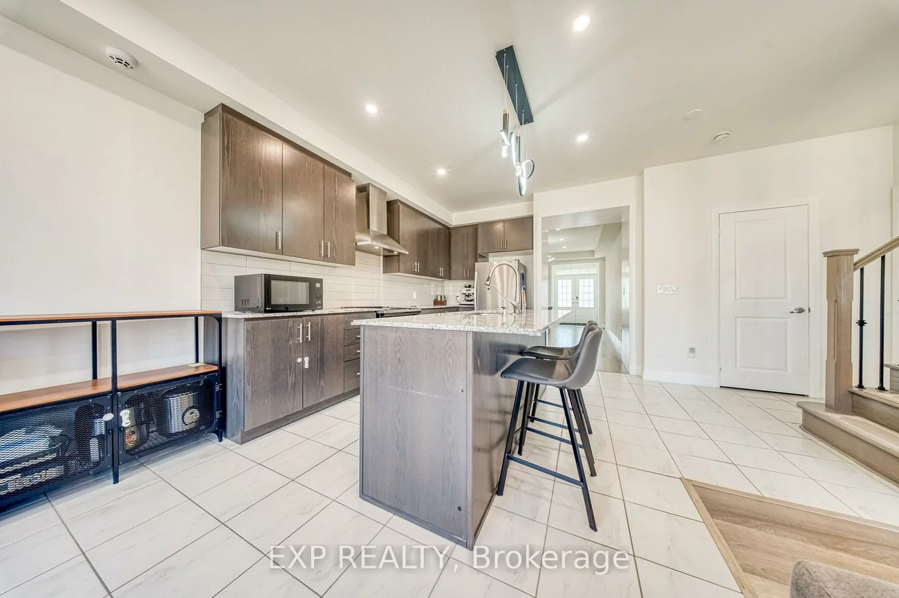 8, Prosperity, Holland Landing, East Gwillimbury