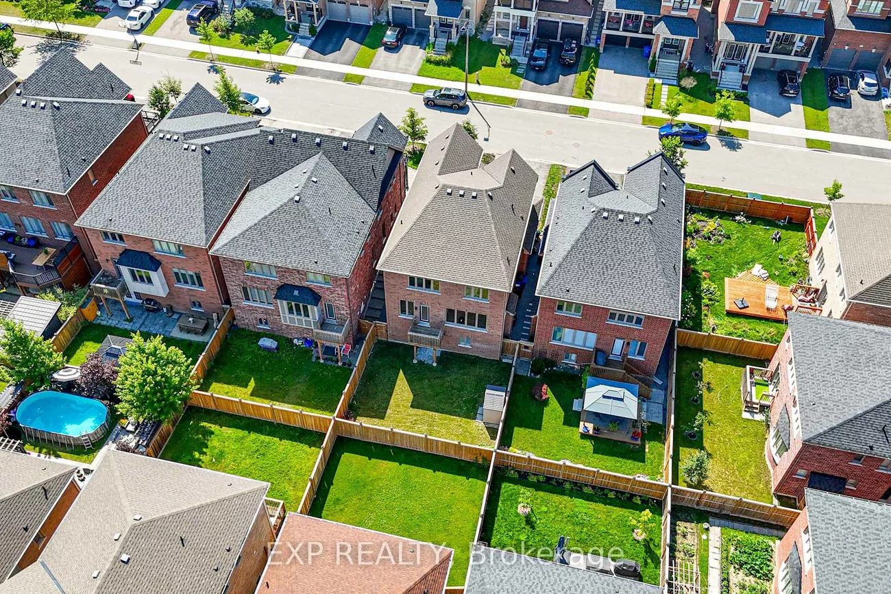 8, Prosperity, Holland Landing, East Gwillimbury