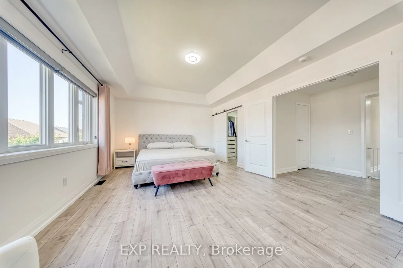 8, Prosperity, Holland Landing, East Gwillimbury