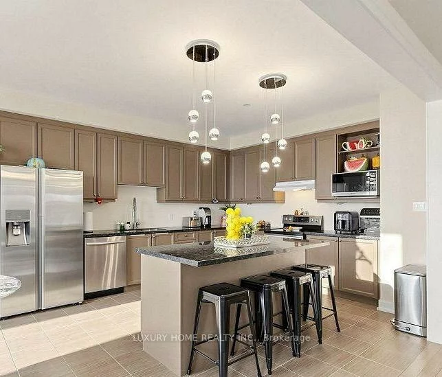 78, BEN SINCLAIR, Queensville, East Gwillimbury