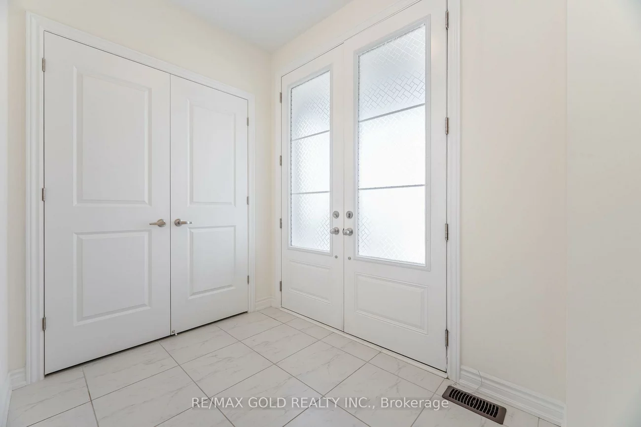 9, Kentledge, Holland Landing, East Gwillimbury