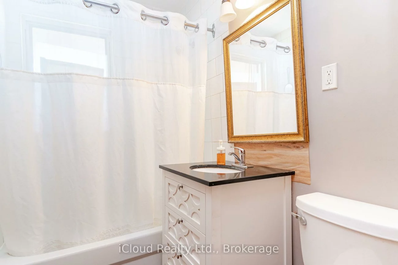 18200, Leslie, Rural East Gwillimbury, East Gwillimbury
