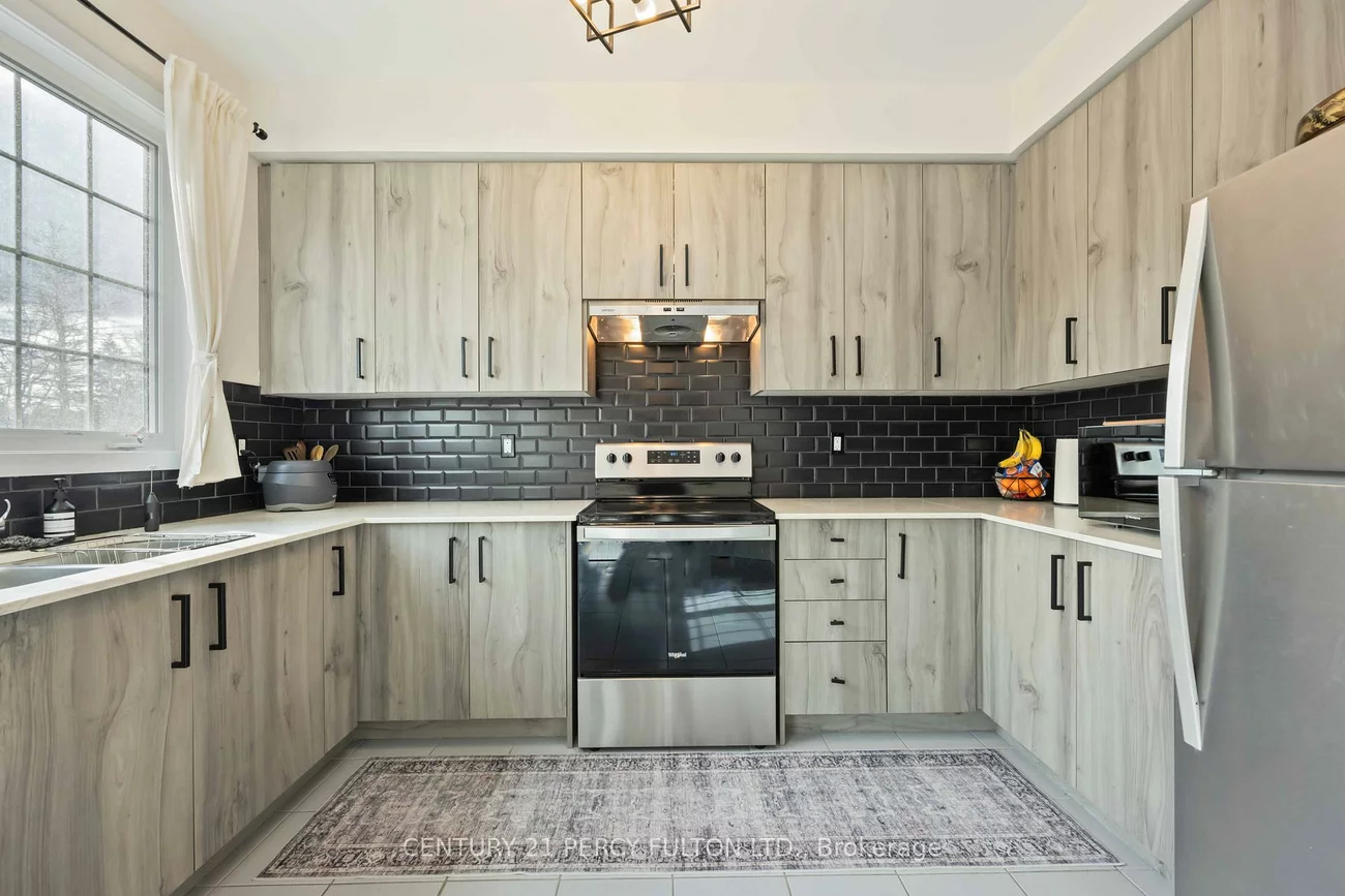 102, Lyall Stokes, Mt Albert, East Gwillimbury
