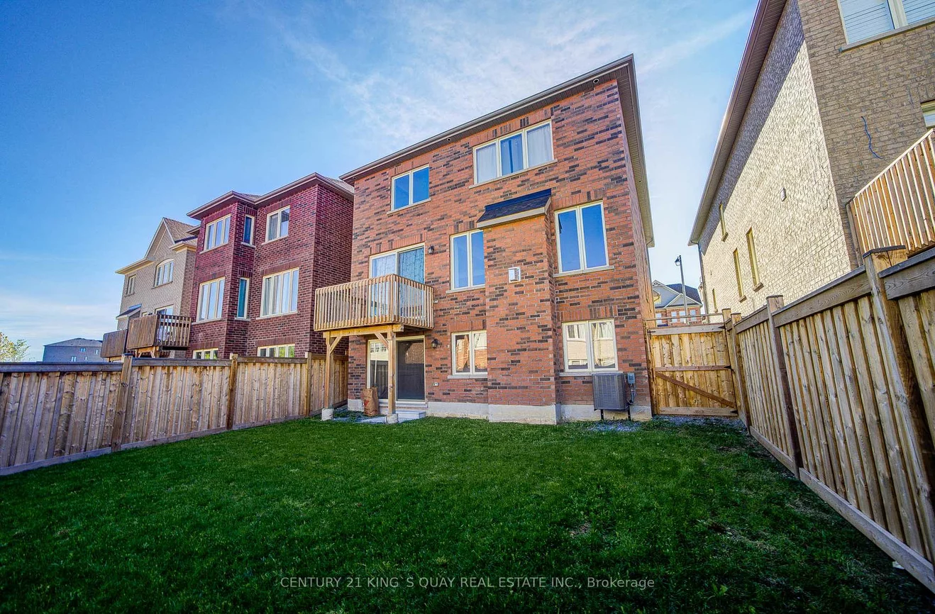 114, Watershed, Queensville, East Gwillimbury