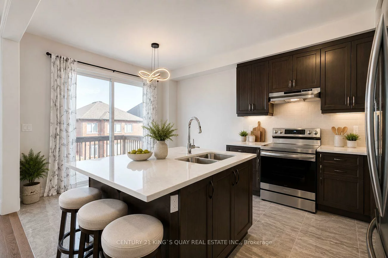 114, Watershed, Queensville, East Gwillimbury