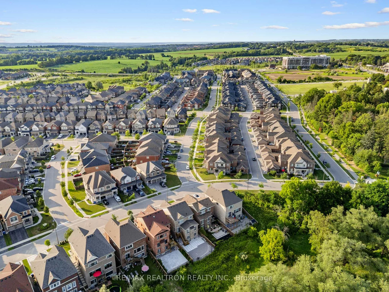 58, Sharonview, Sharon, East Gwillimbury