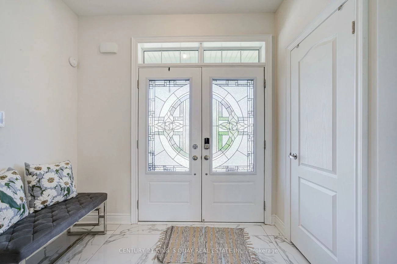 22, Carriage Shop, Queensville, East Gwillimbury