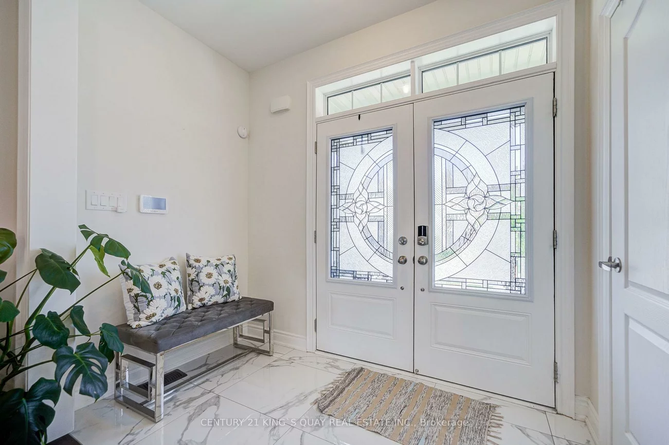 22, Carriage Shop, Queensville, East Gwillimbury