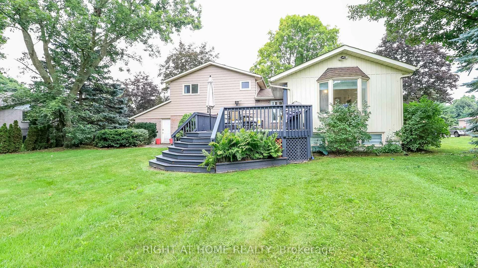 8, Sunset, Holland Landing, East Gwillimbury