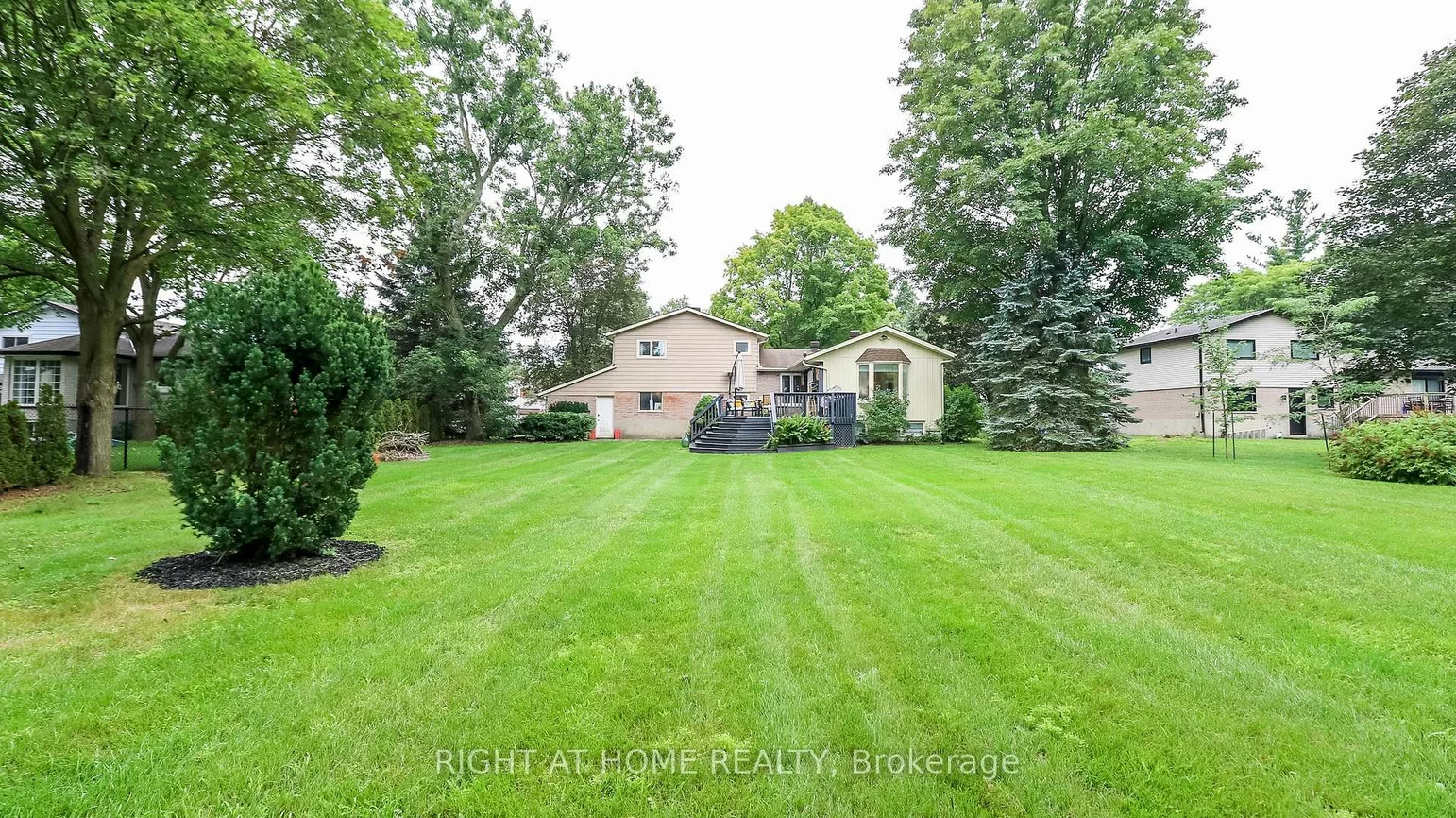 8, Sunset, Holland Landing, East Gwillimbury
