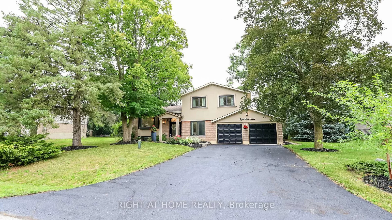 8, Sunset, Holland Landing, East Gwillimbury