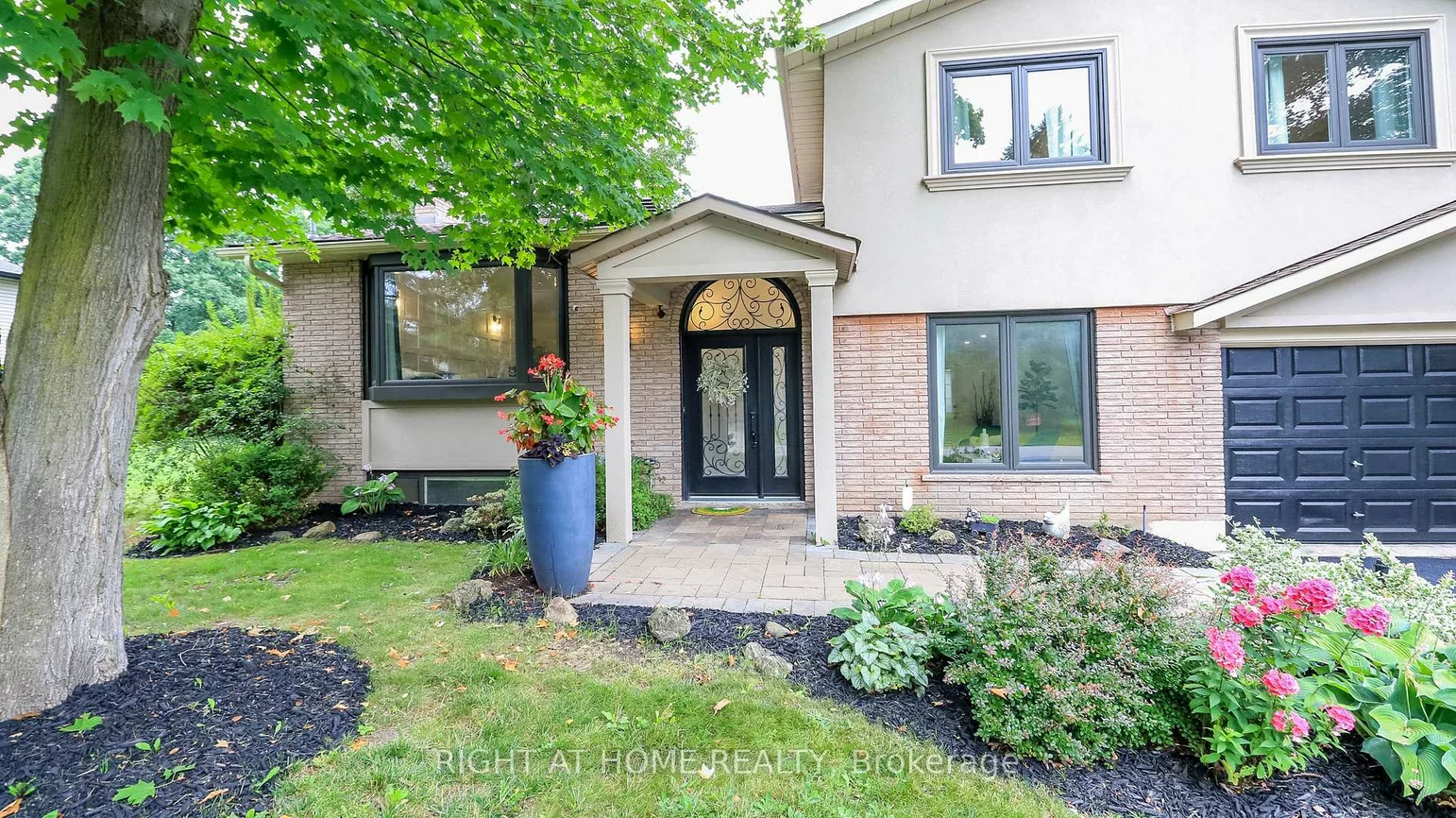 8, Sunset, Holland Landing, East Gwillimbury