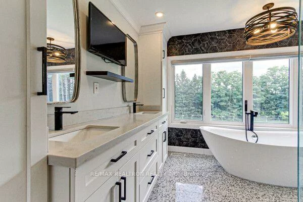 3433, Mount Albert, Rural East Gwillimbury, East Gwillimbury