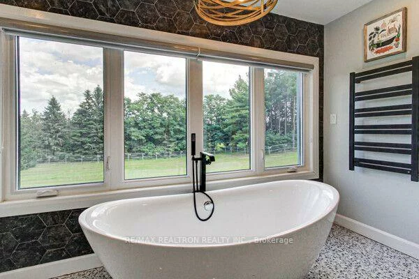 3433, Mount Albert, Rural East Gwillimbury, East Gwillimbury
