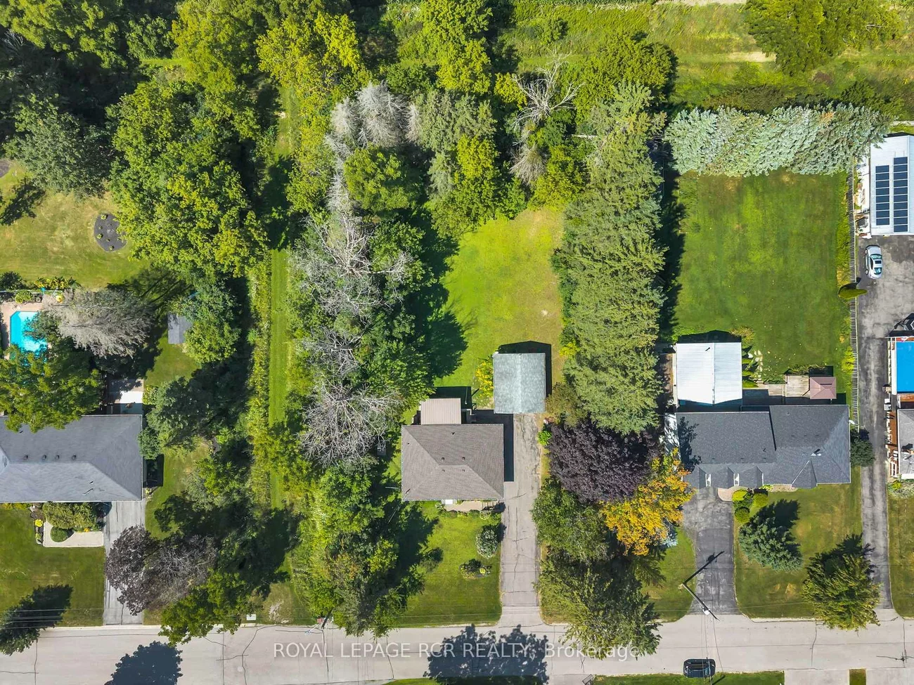 36, May, Sharon, East Gwillimbury