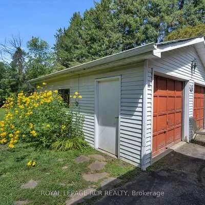 36, May, Sharon, East Gwillimbury