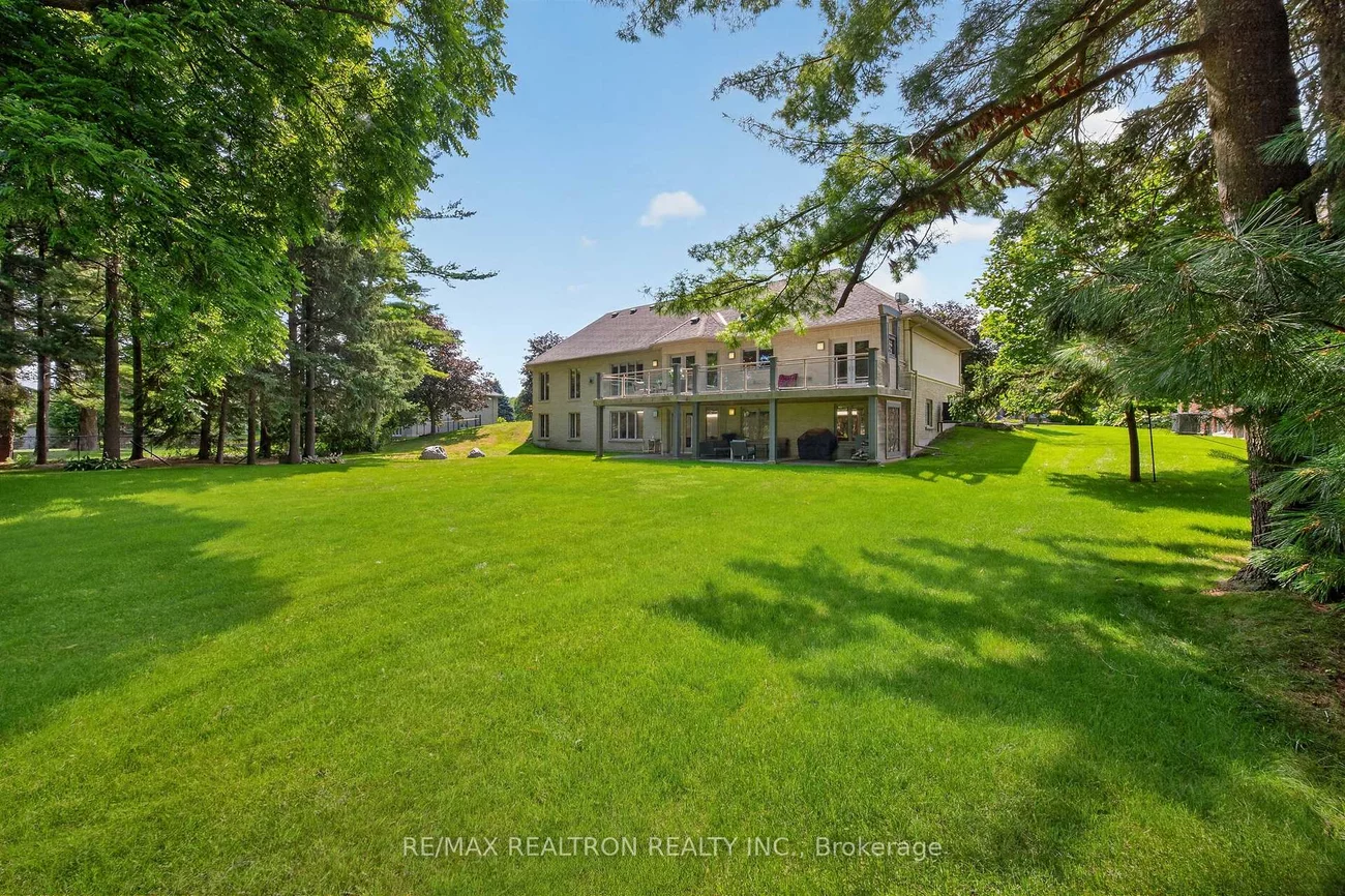 24, Maplehyrn, Sharon, East Gwillimbury