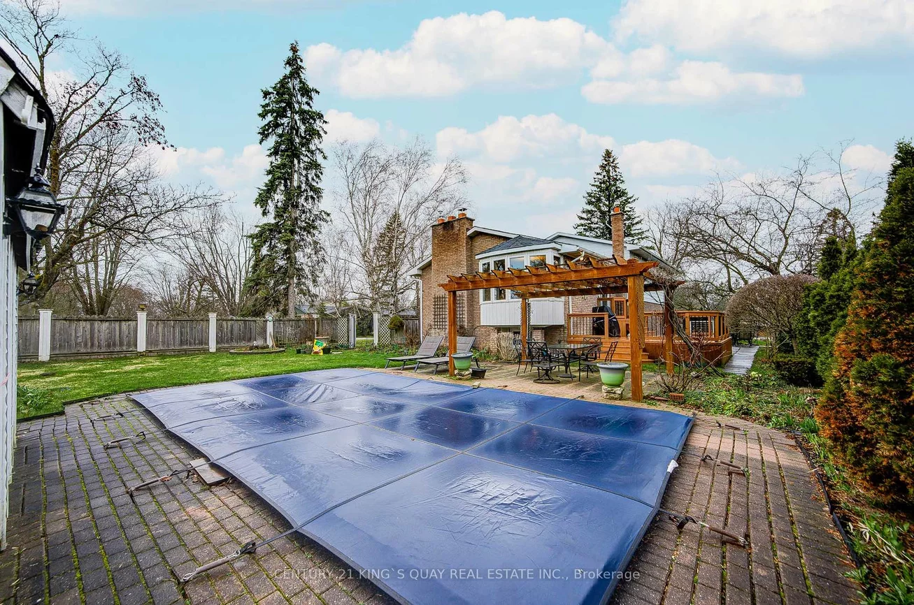 11, George, Sharon, East Gwillimbury