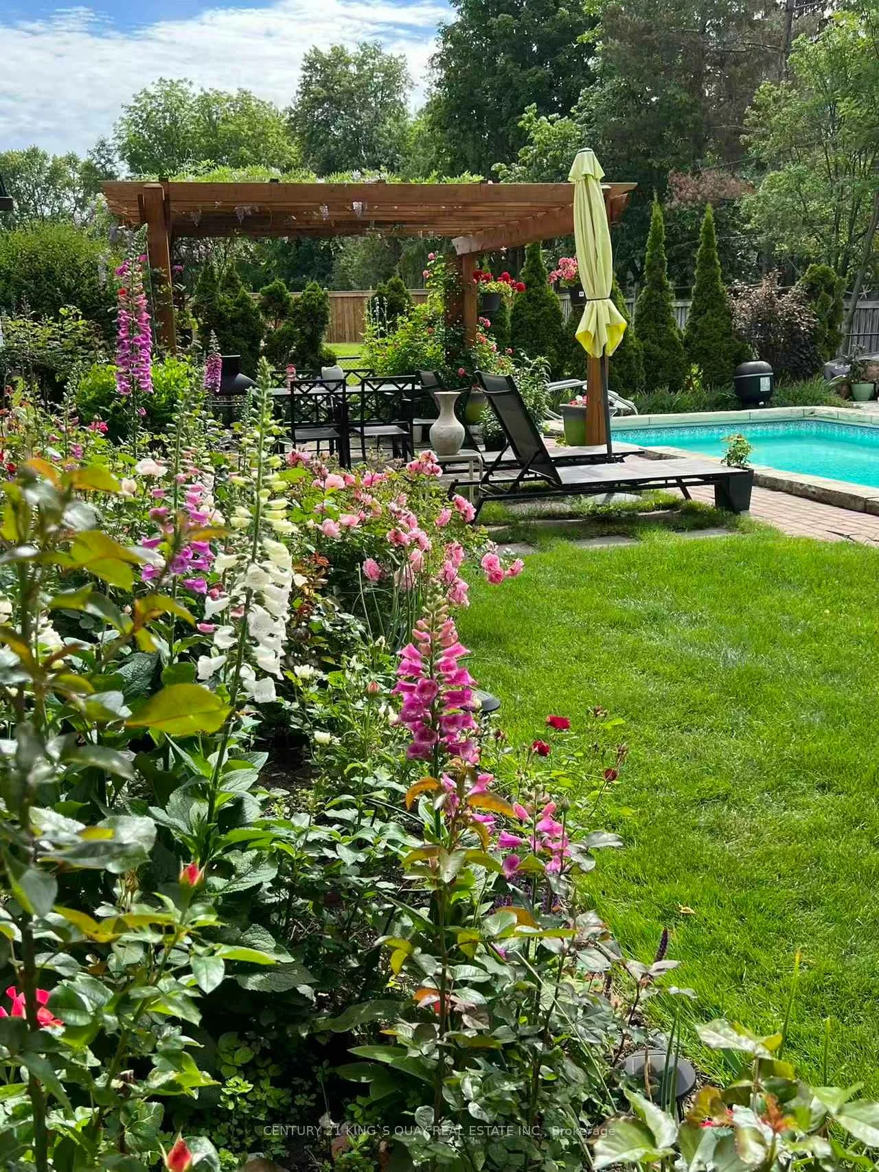 11, George, Sharon, East Gwillimbury