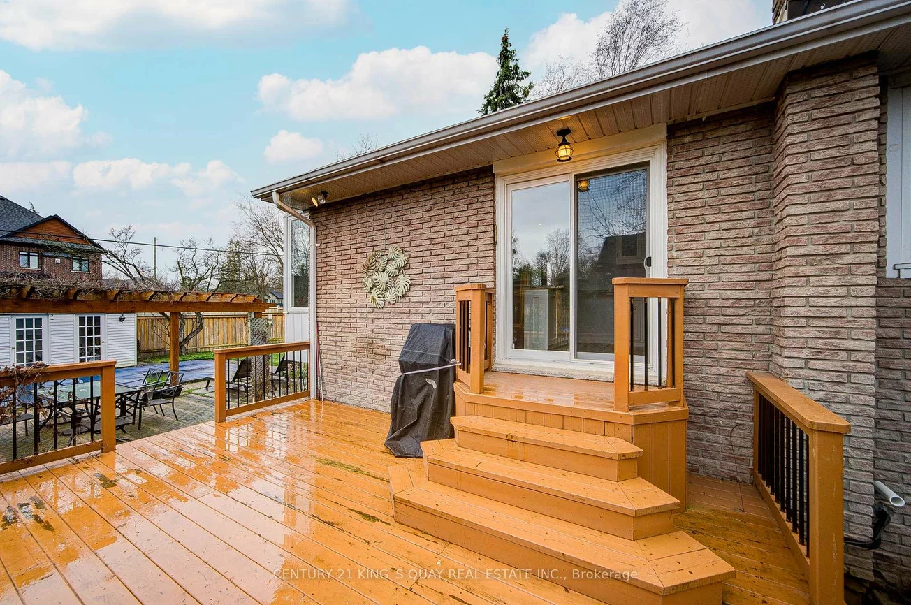 11, George, Sharon, East Gwillimbury