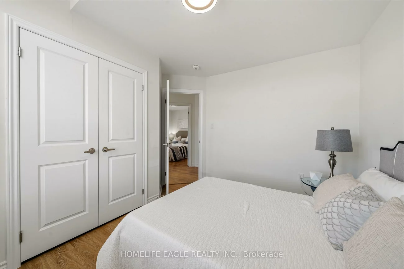 20, Viola, Sharon, East Gwillimbury