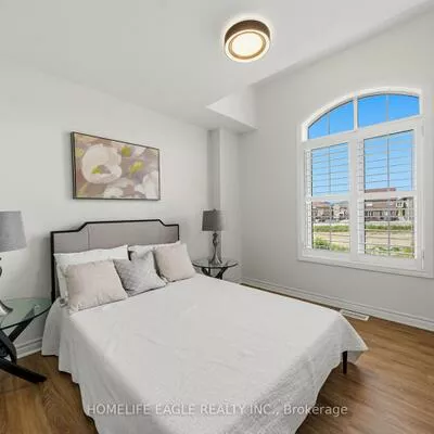 20, Viola, Sharon, East Gwillimbury