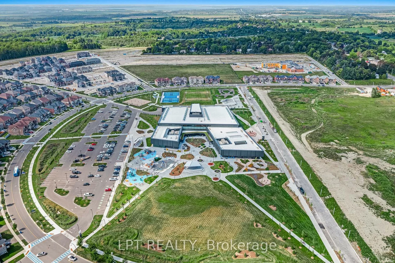 33, Mondial, Queensville, East Gwillimbury