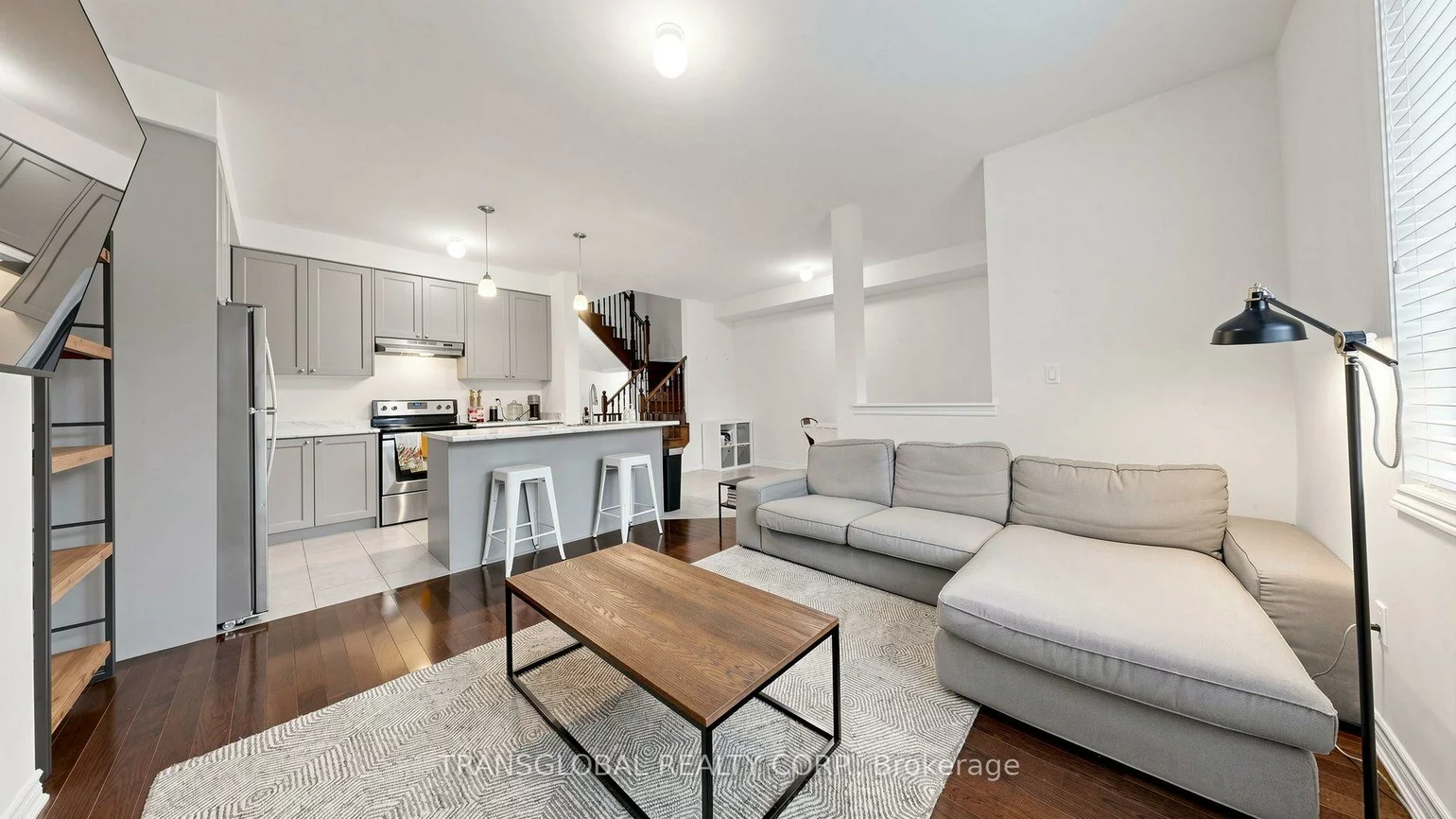 181, Beechborough, Sharon, East Gwillimbury