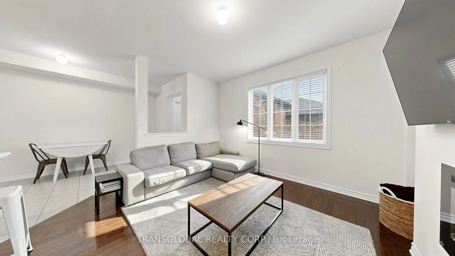 181, Beechborough, Sharon, East Gwillimbury