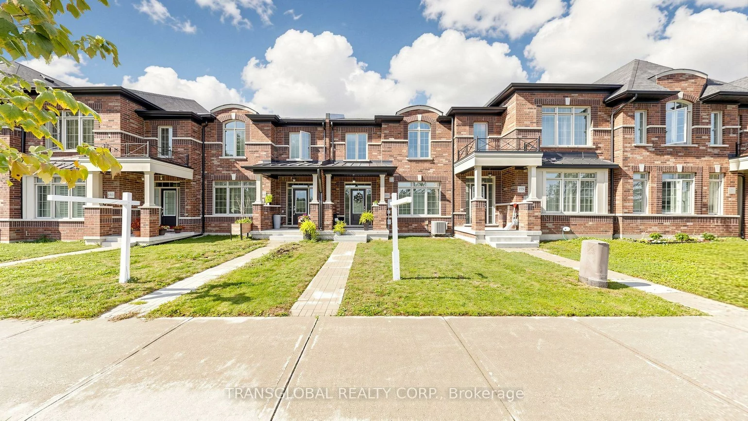 181, Beechborough, Sharon, East Gwillimbury