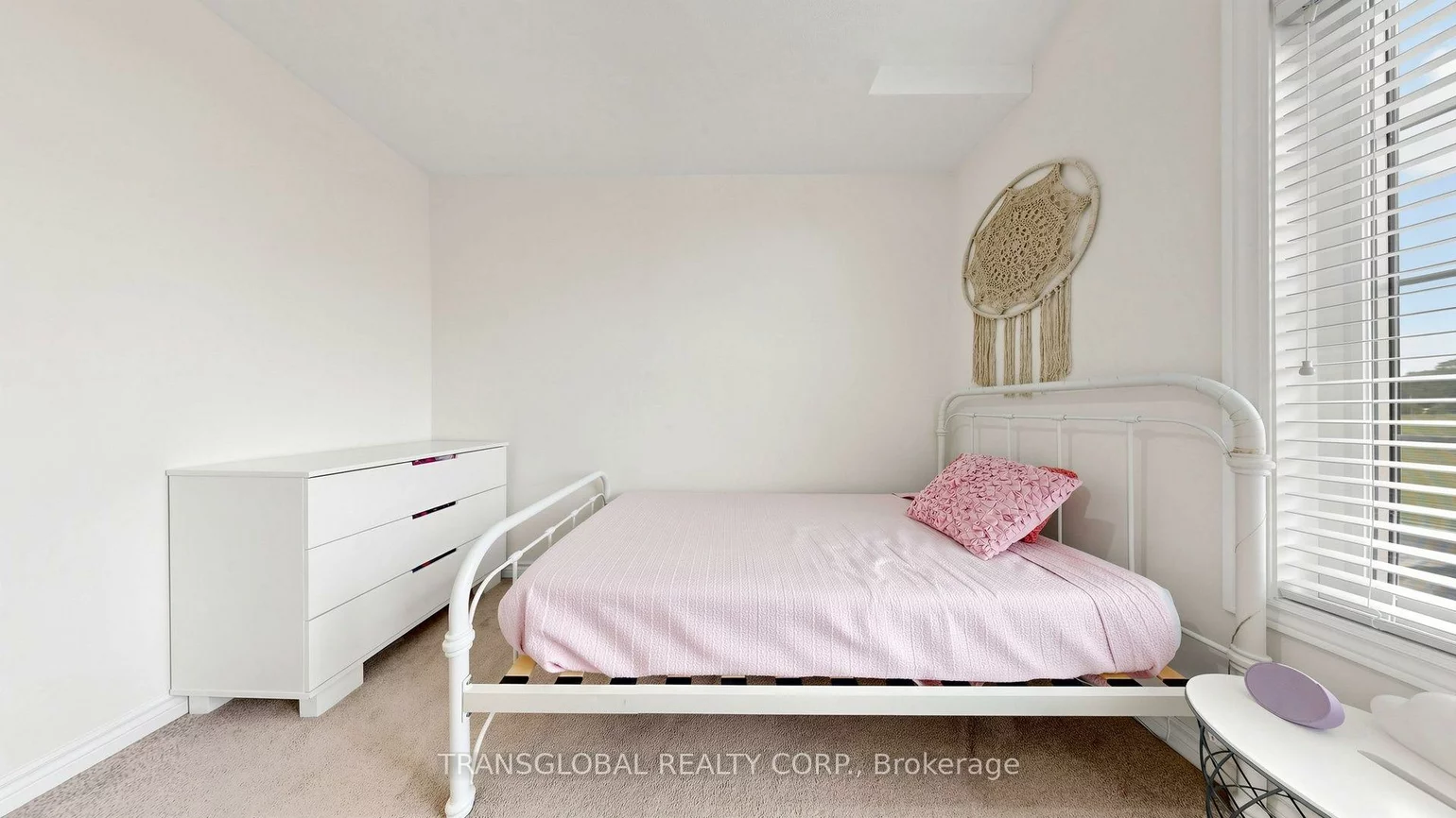 181, Beechborough, Sharon, East Gwillimbury