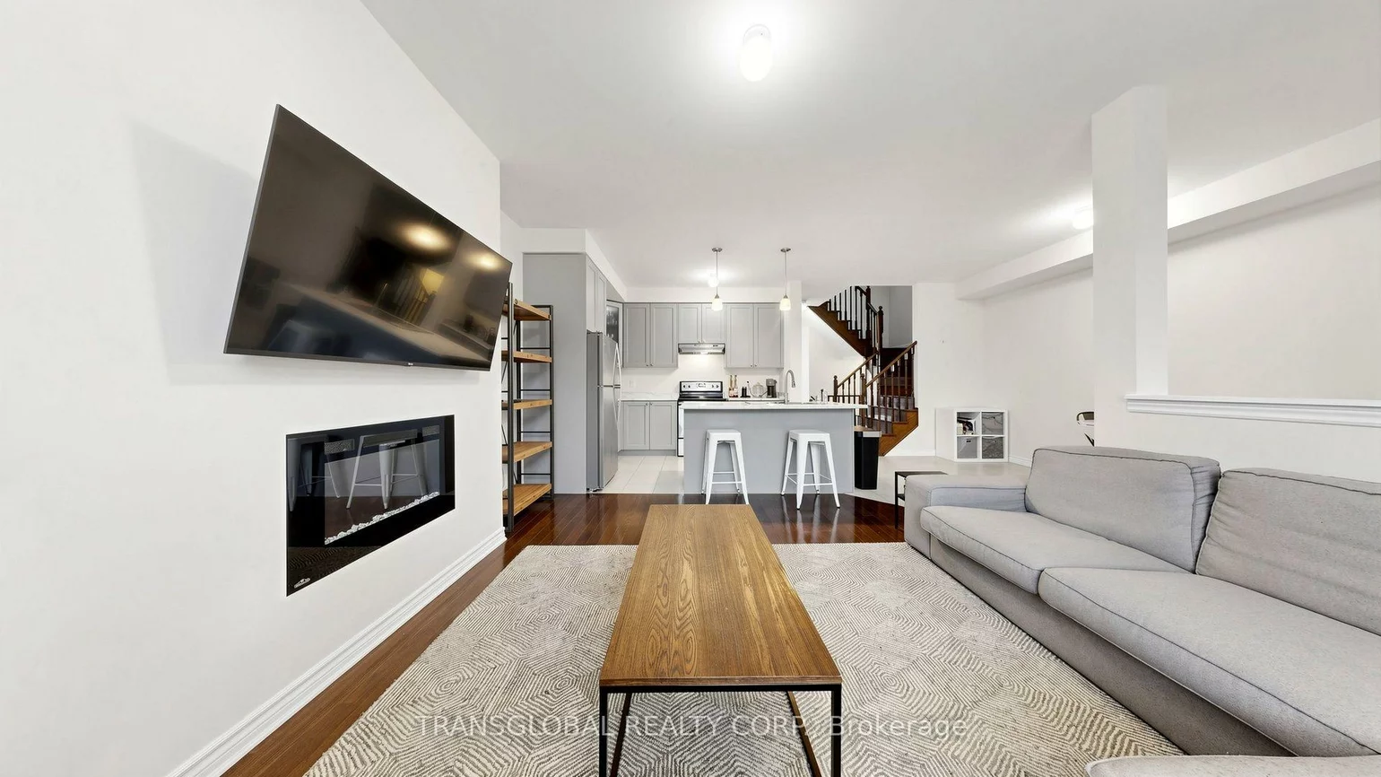 181, Beechborough, Sharon, East Gwillimbury