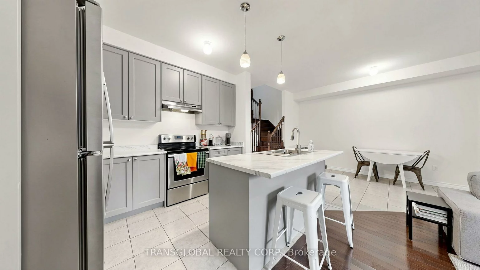 181, Beechborough, Sharon, East Gwillimbury