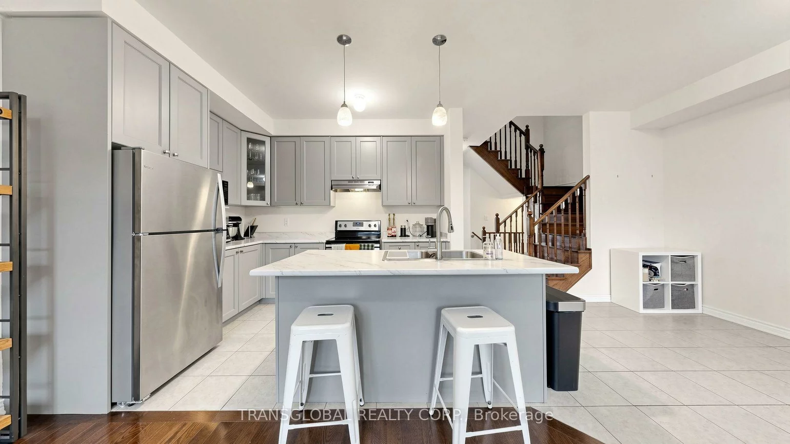 181, Beechborough, Sharon, East Gwillimbury