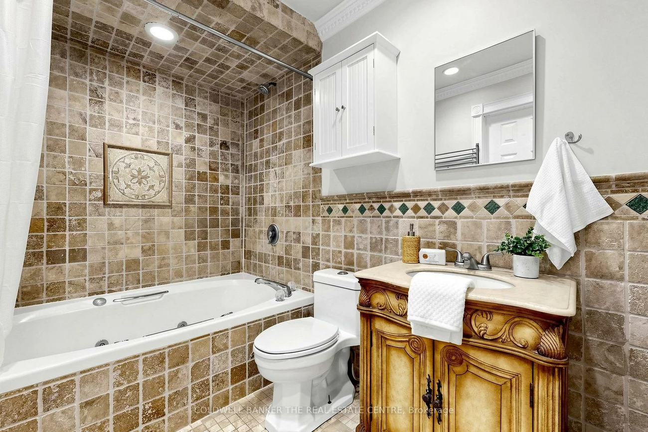 17, Blackstone, Holland Landing, East Gwillimbury