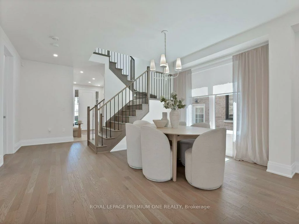 6, Byblos, Holland Landing, East Gwillimbury