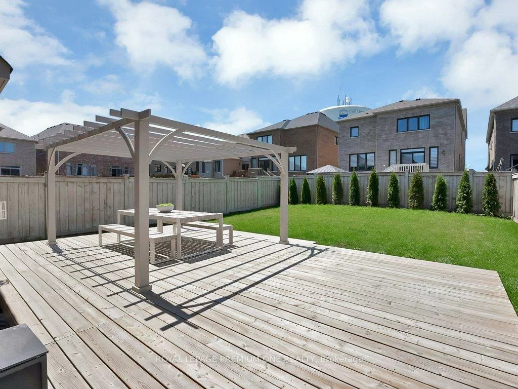 6, Byblos, Holland Landing, East Gwillimbury