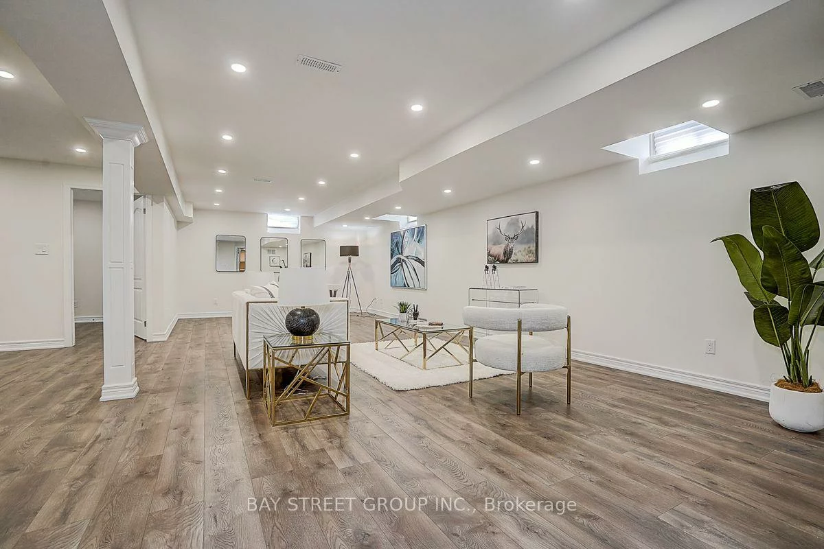 5, Blacksmith, Sharon, East Gwillimbury