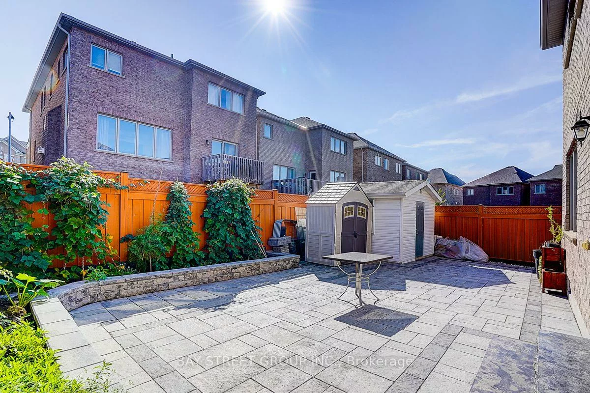 5, Blacksmith, Sharon, East Gwillimbury