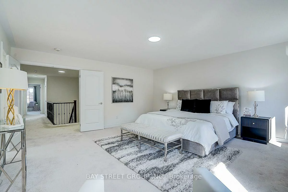 5, Blacksmith, Sharon, East Gwillimbury