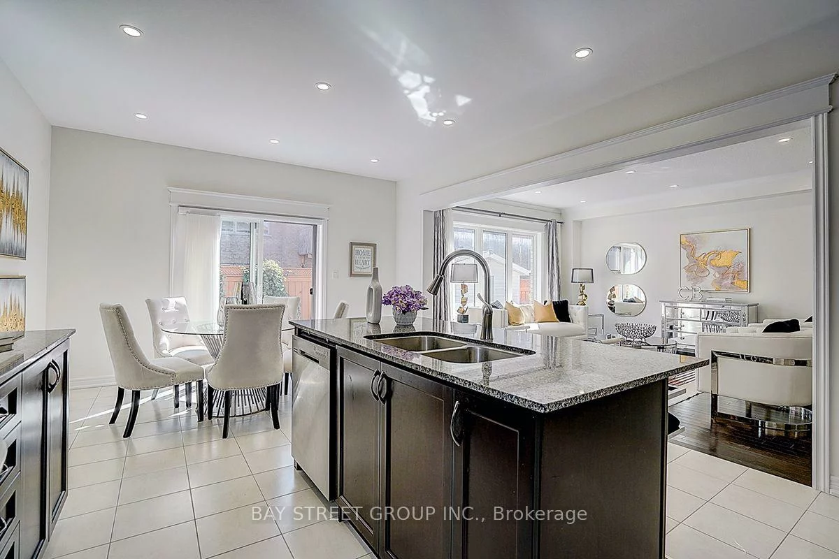 5, Blacksmith, Sharon, East Gwillimbury